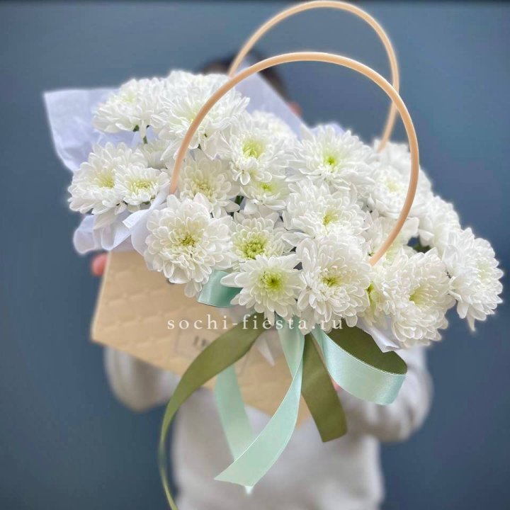 Сумочка с хризантемами в Петрозаводске