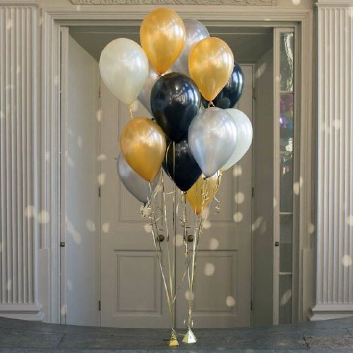 Фонтан шаров "Фаерворк" в Петрозаводске