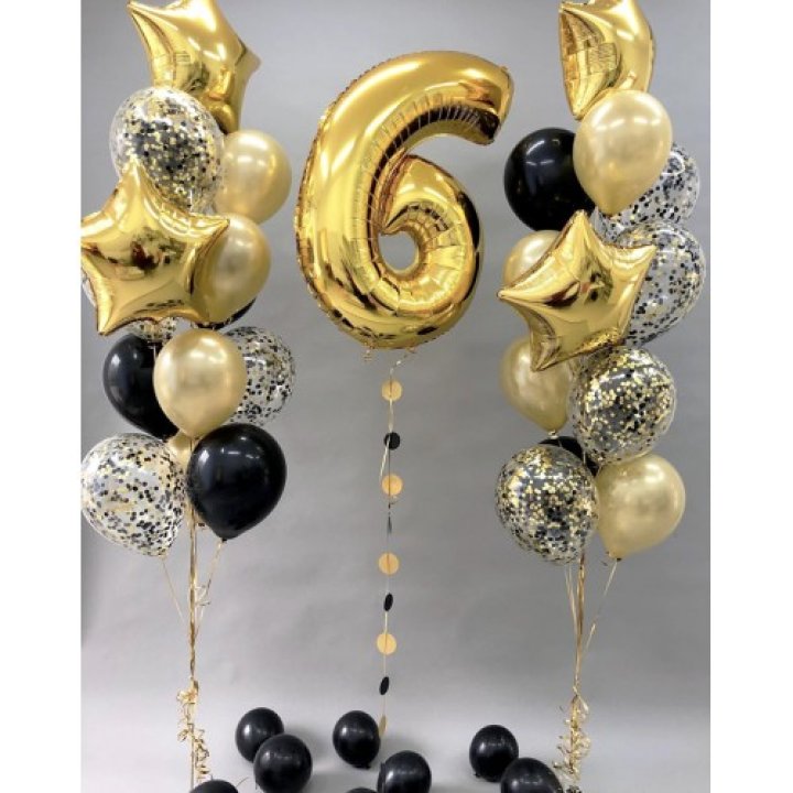 Цифра с фонтанами шаров  в Петрозаводске