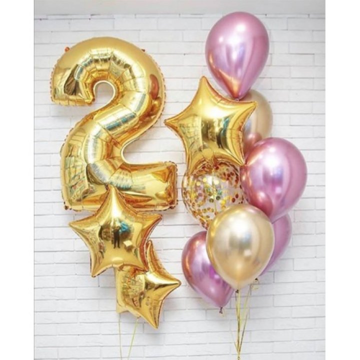 Цифра с фонтанами шаров  в Петрозаводске