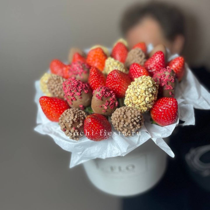 Клубника в боксе 30 ягод в Петрозаводске