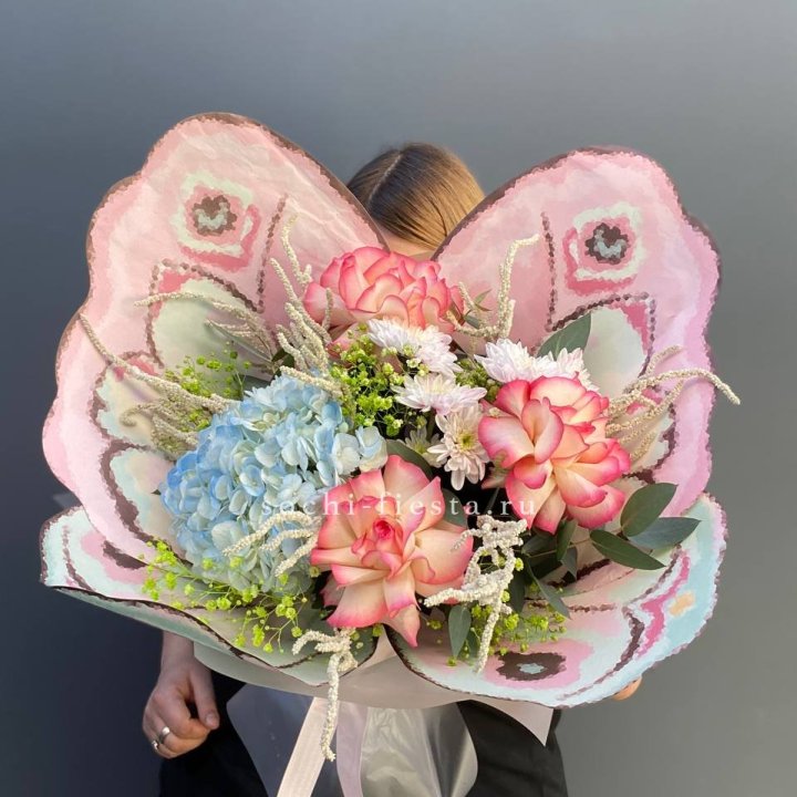 Дизайнерский букет бабочка №5 в Петрозаводске