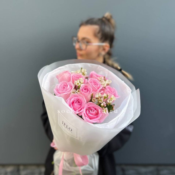 Букет розовых роз  в Петрозаводске