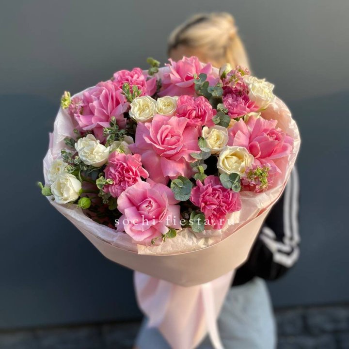  Букет "Малина" с доставкой в Петрозаводске