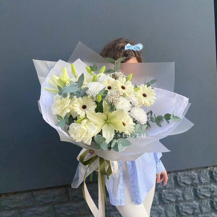 Букет с лилией и герберой в Петрозаводске