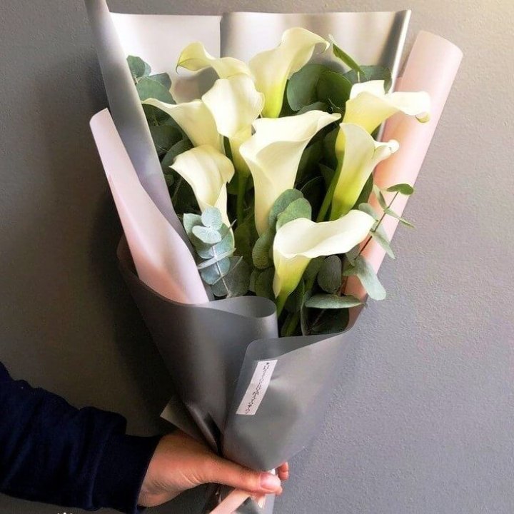 Каллы с эвкалиптом в Петрозаводске