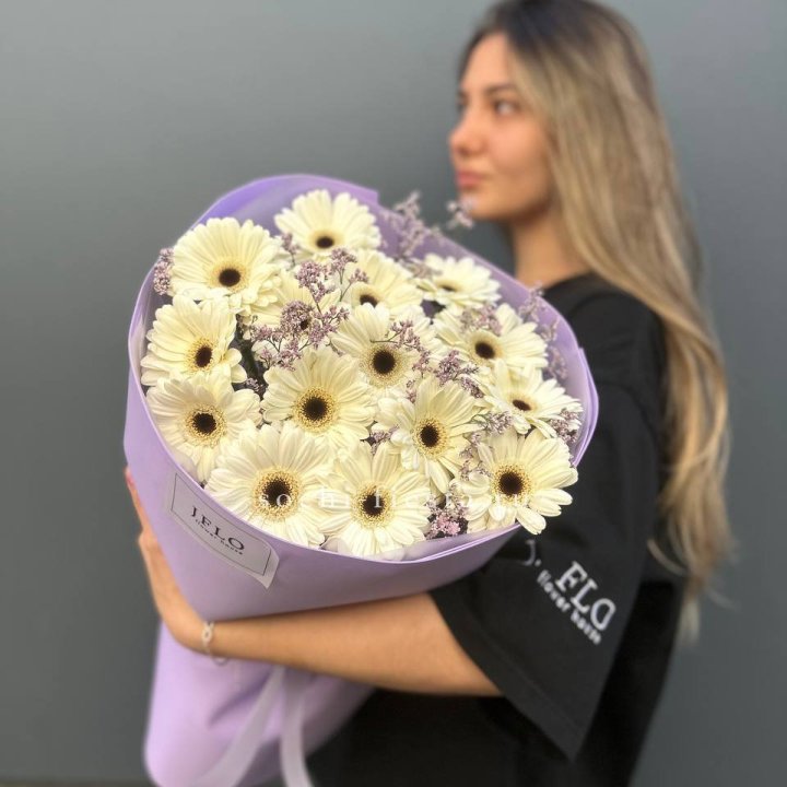 Букет голландских гербер "Лавандер" в Петрозаводске