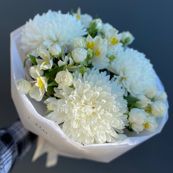 Букет из хризантем "Миранда" в Петрозаводске