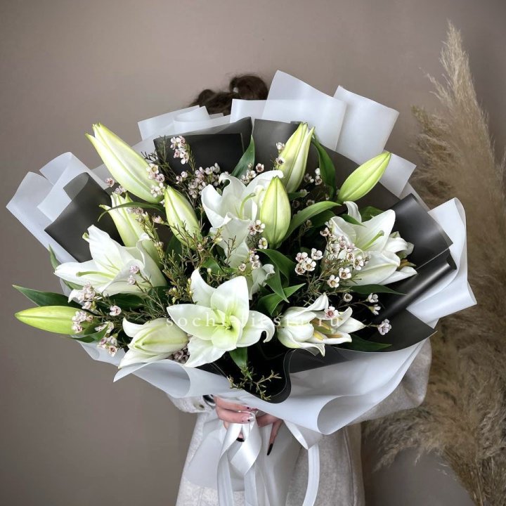 Букет лилий Снежная королева в Петрозаводске