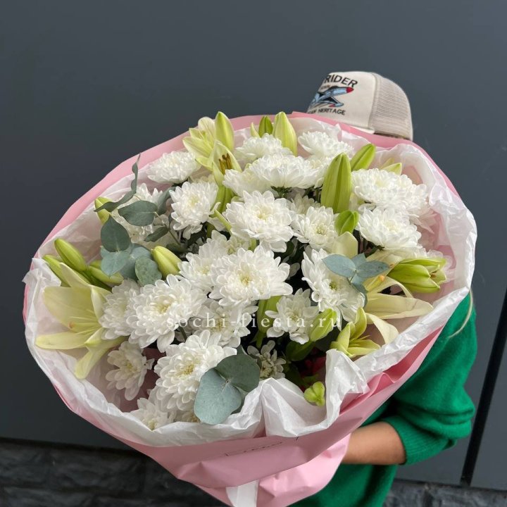  Букет  хризантемы и лилии с доставкой в Петрозаводске