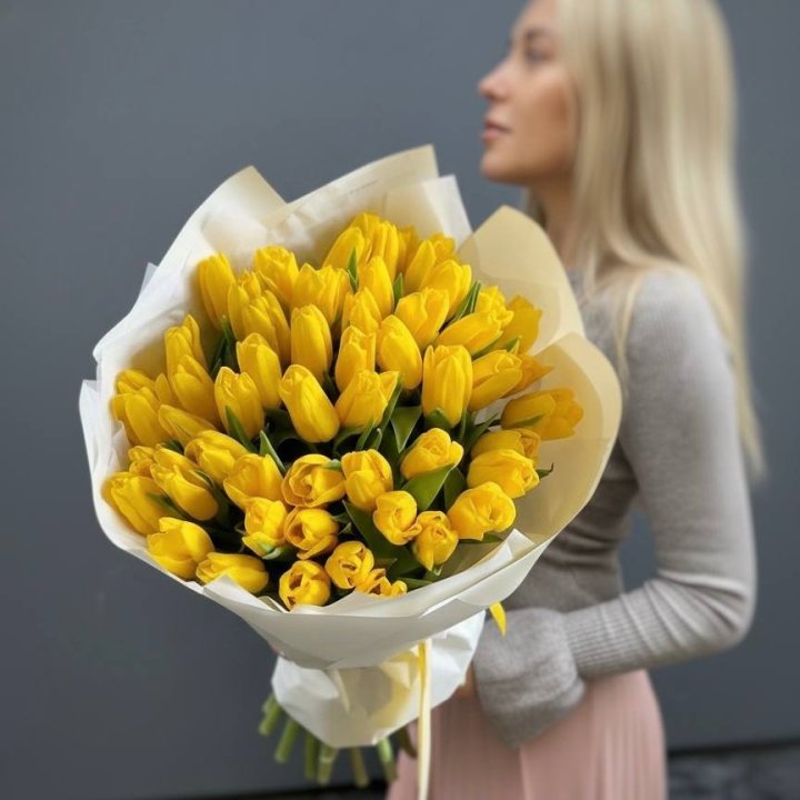 51 желтый тюльпан в Петрозаводске