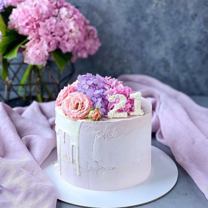 Торт с цифрой в Петрозаводске