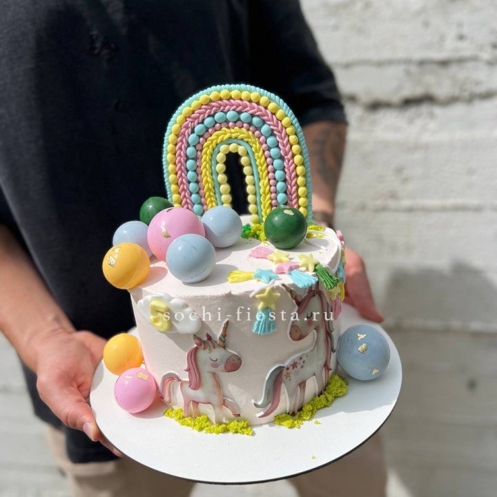 Торт "Радуга с единорогом" с доставкой в Петрозаводске