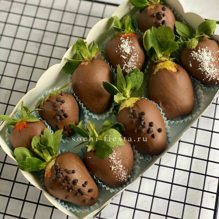 Клубника в шоколаде 10 ягод в Петрозаводске