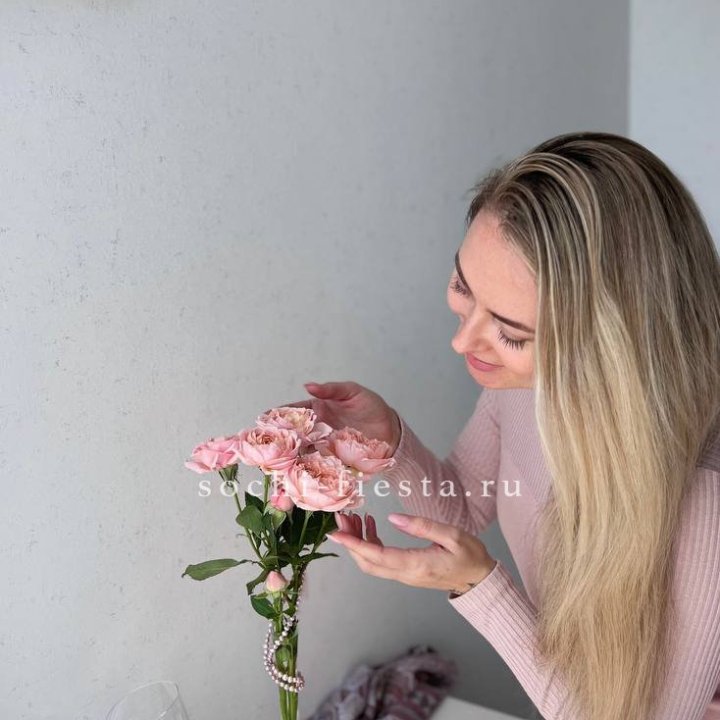 Цветочная подписка "Пакет маленький" в Петрозаводске