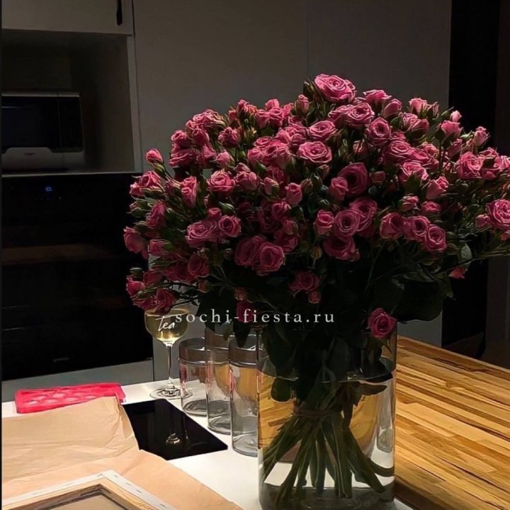 Цветочная подписка "Пакет большой" в Петрозаводске