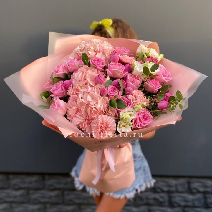 Авторский букет "Восторг" в Петрозаводске