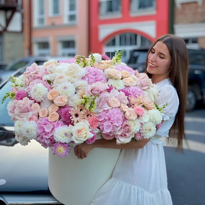 Дизайнерский цилиндр "Мелиса" в Петрозаводске