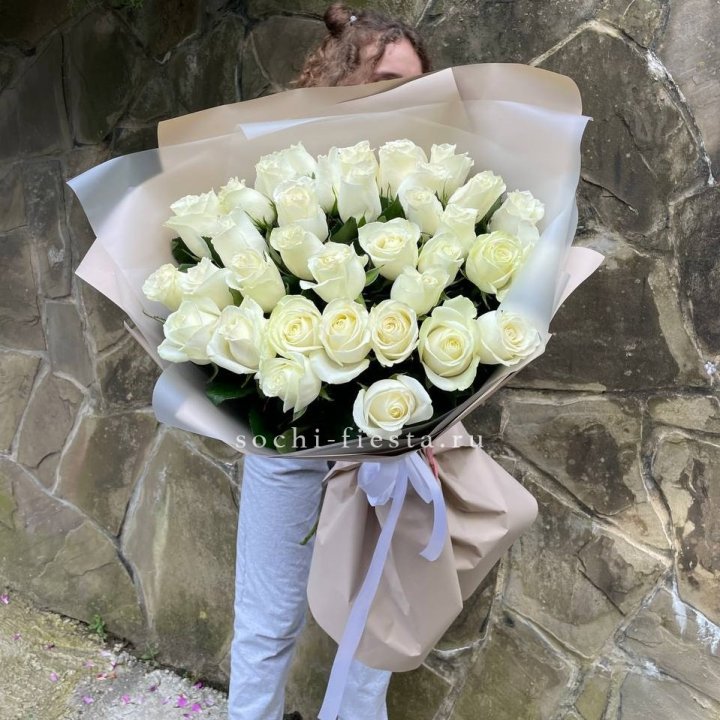 35 голландских роз в Петрозаводске