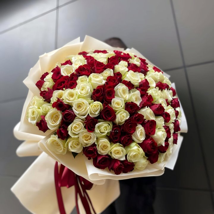 101 высокая импортная роза  в Петрозаводске