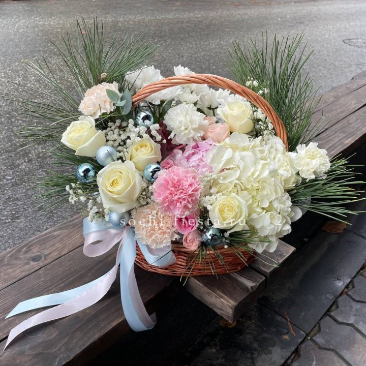 Новогодняя корзина  в Петрозаводске