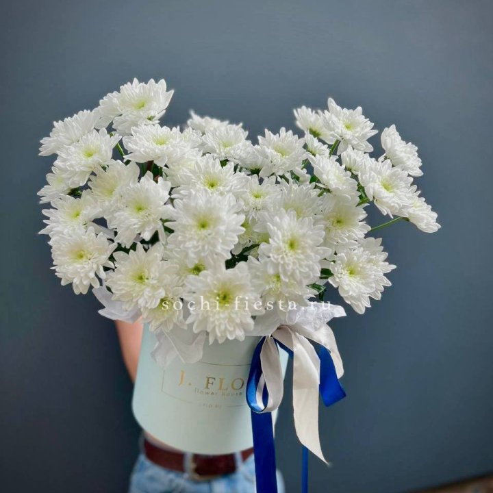 Коробка с хризантемами №3 в Петрозаводске