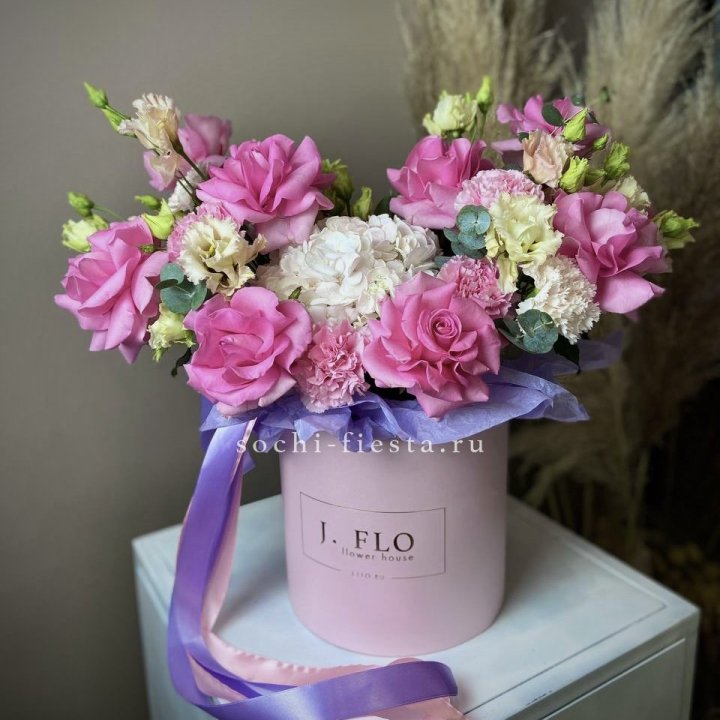 Цветочная коробка "Мишель" в Петрозаводске