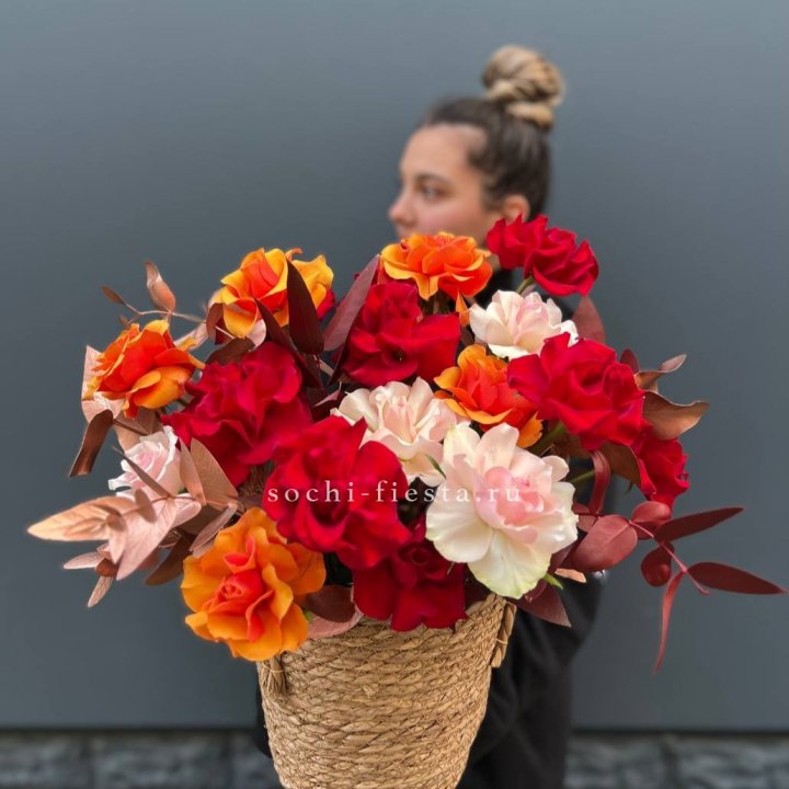 Авторский бокс "Роксана" в джутовом кашпо в Петрозаводске