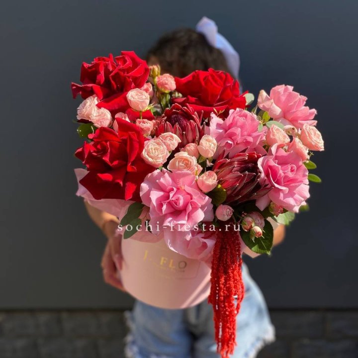 Дизайнерский цилиндр "Густо" в Петрозаводске