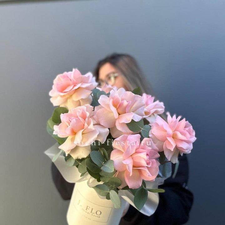 Французские роз в боксе в Петрозаводске