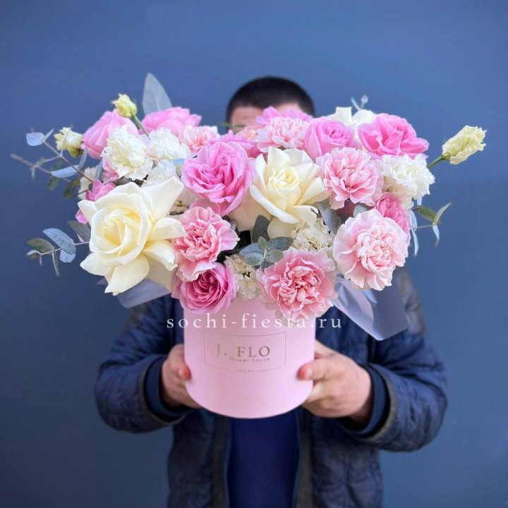 Цветочный бокс "Памела" в Петрозаводске