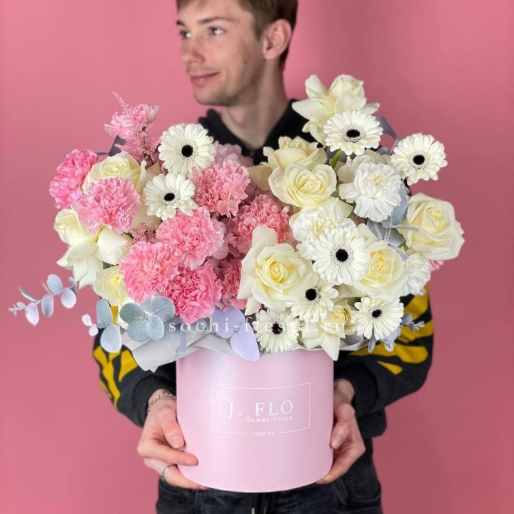 Дизайнерский бокс "Индира" с доставкой в Петрозаводске