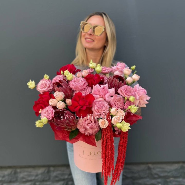 Дизайнерский цилиндр "Криотель" в Петрозаводске