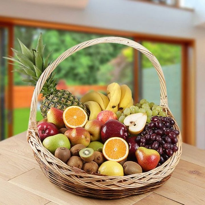 Фруктовая корзина №1 с доставкой в Петрозаводске