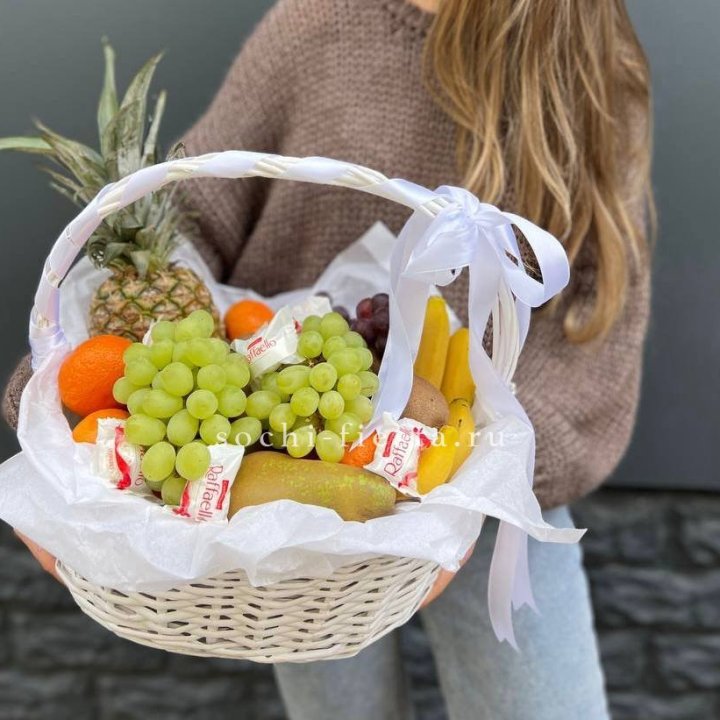 Фруктовая корзина №4 с доставкой в Петрозаводске