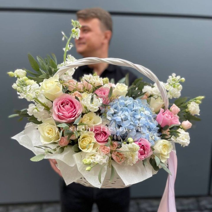 Авторская корзина "Аполинария" в Петрозаводске