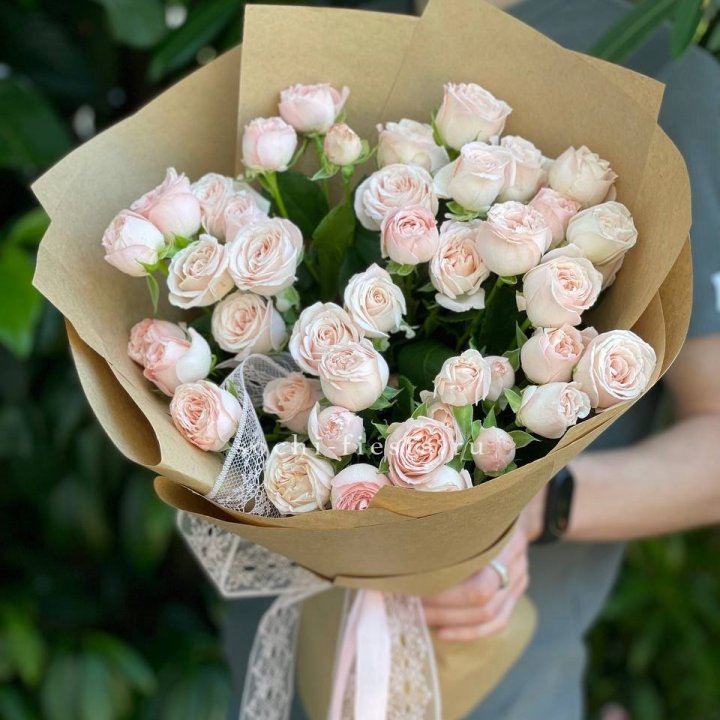 Кустовые розы букет №1 в Петрозаводске