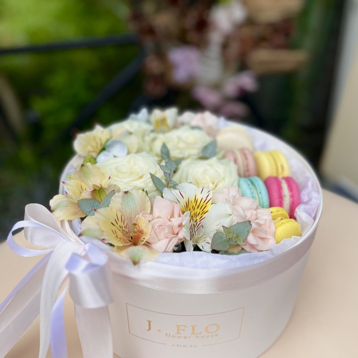 Цветочный бокс "Ника" в Петрозаводске
