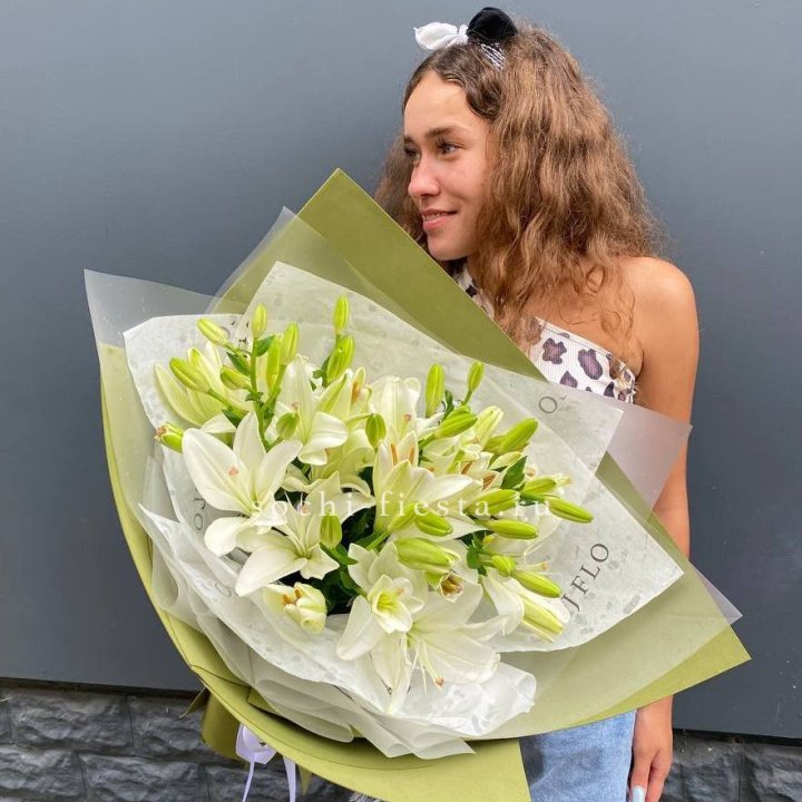 Букет  лилий "Изумруд" в Петрозаводске