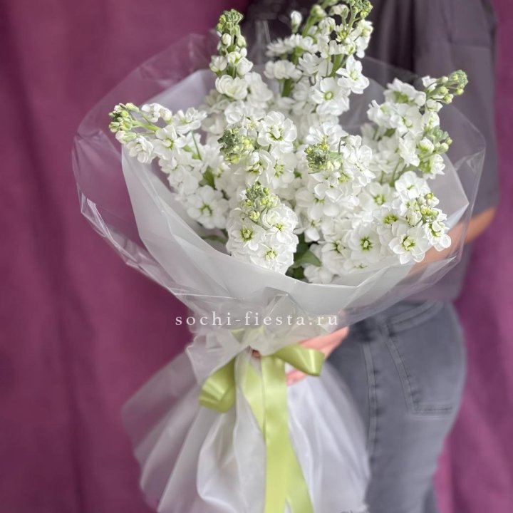 Букет ароматной маттиоллы №1 в Петрозаводске