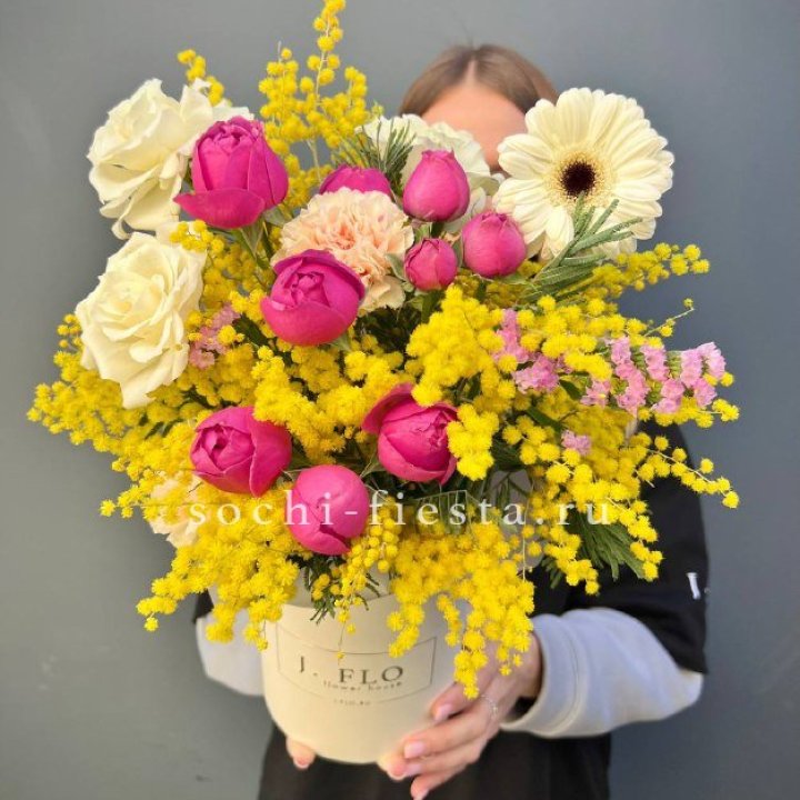 Цветы в боксе "Слобода" в Петрозаводске