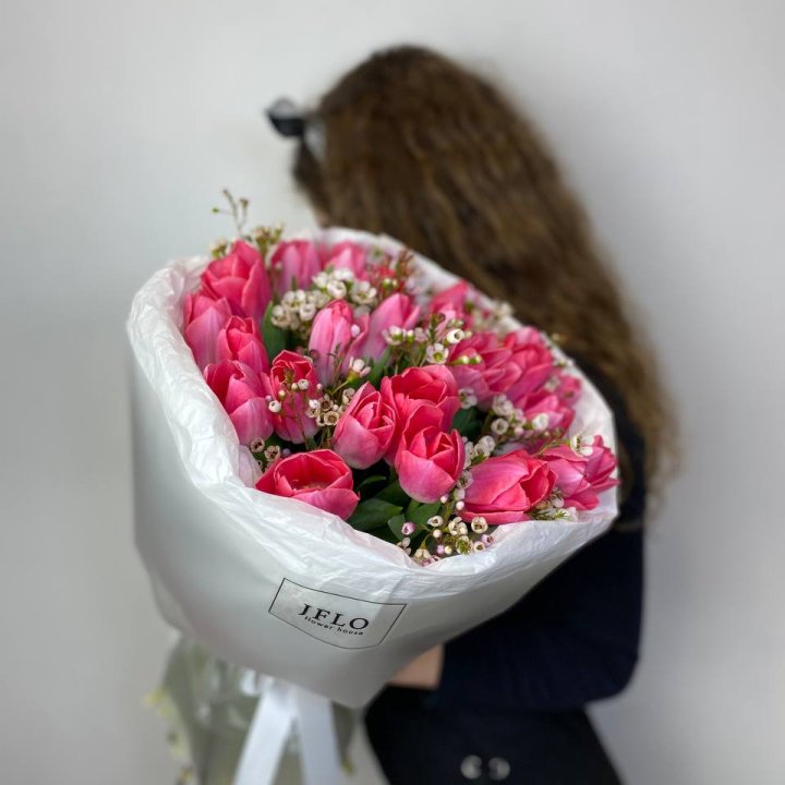 Дуо тюльпаны с хамелациумом в Петрозаводске