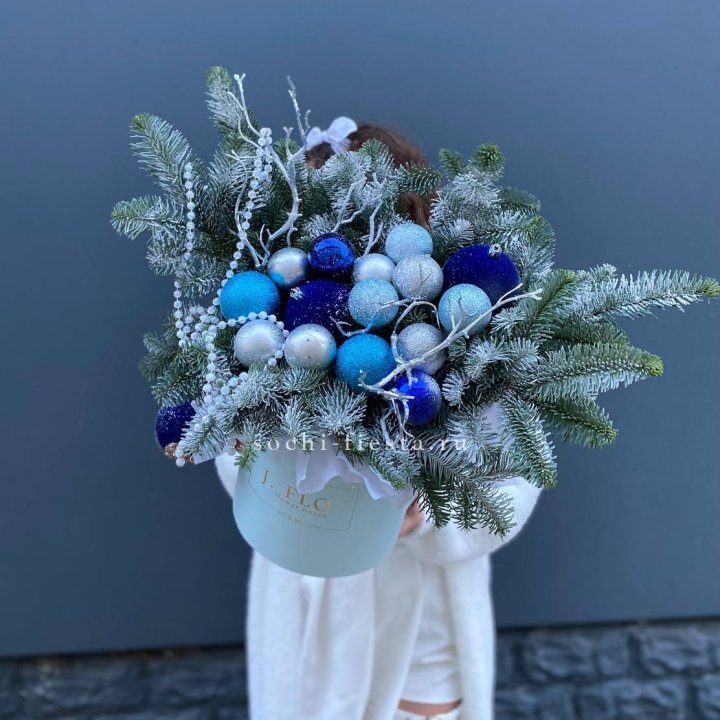 Композиция "Голубая бездна" в Петрозаводске