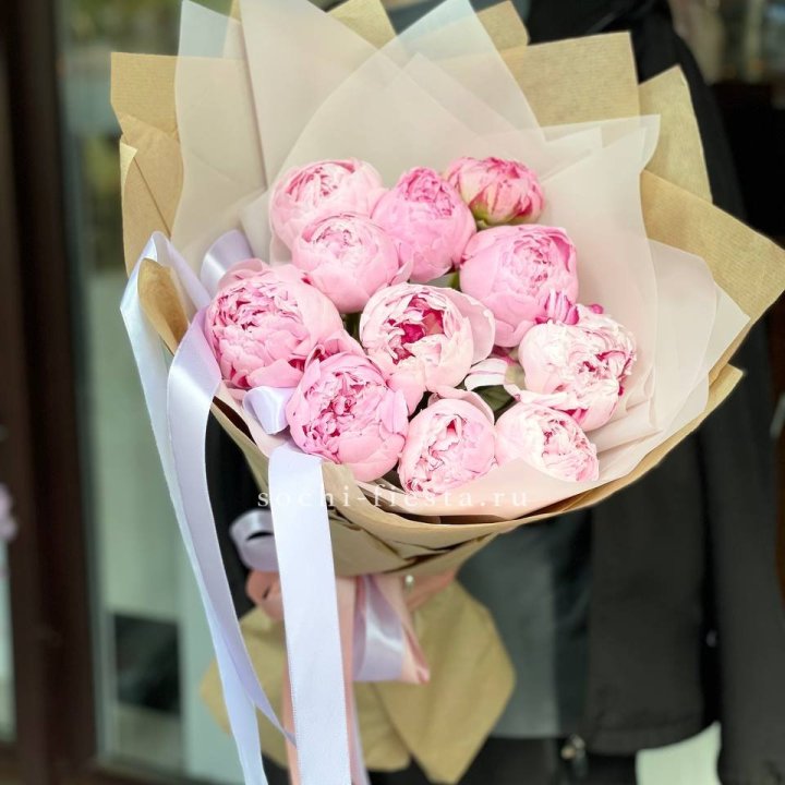 11 пионов в оформлении в Петрозаводске