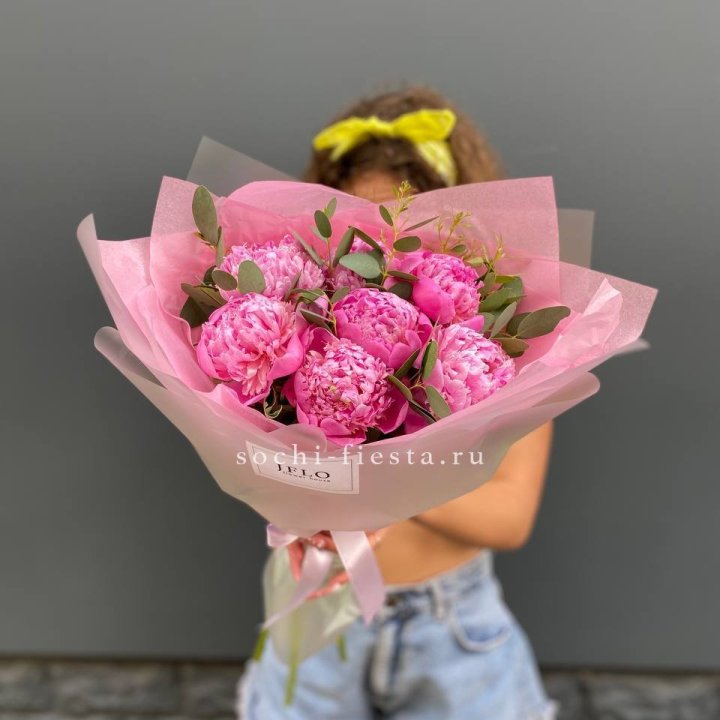 7 ярких пионов в оформлении в Петрозаводске