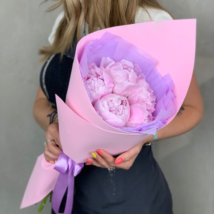 Букет пионов "Файв" в Петрозаводске