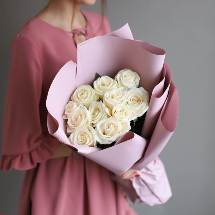 11 белых роз в Петрозаводске