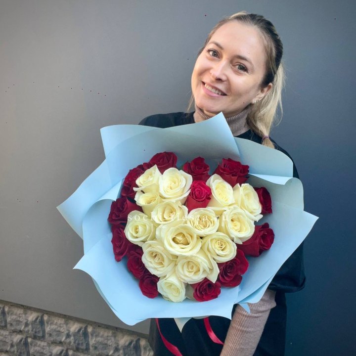 27 роз "Сердце" в Петрозаводске