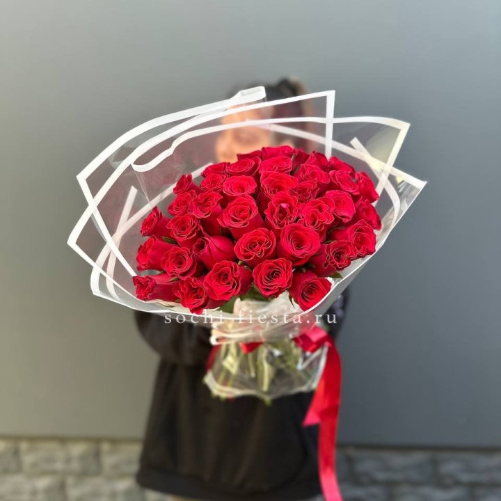 31 красная роза в Петрозаводске