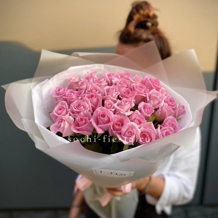 Букет розовых роз  в Петрозаводске
